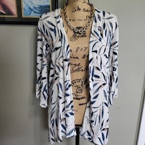 Pink Clover Cardigan with Blue Leave Design Size Medium